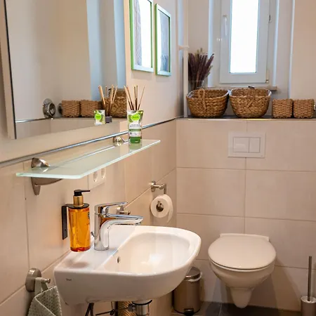 Charmante 2 Im Herzen Der Stadt - 1a Lage Apartment *