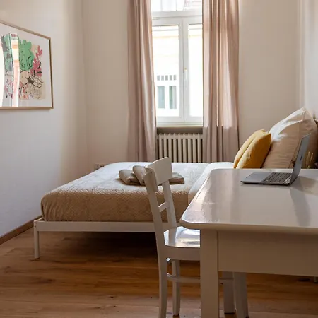 Apartment Charmante 2 Im Herzen Der Stadt - 1a Lage